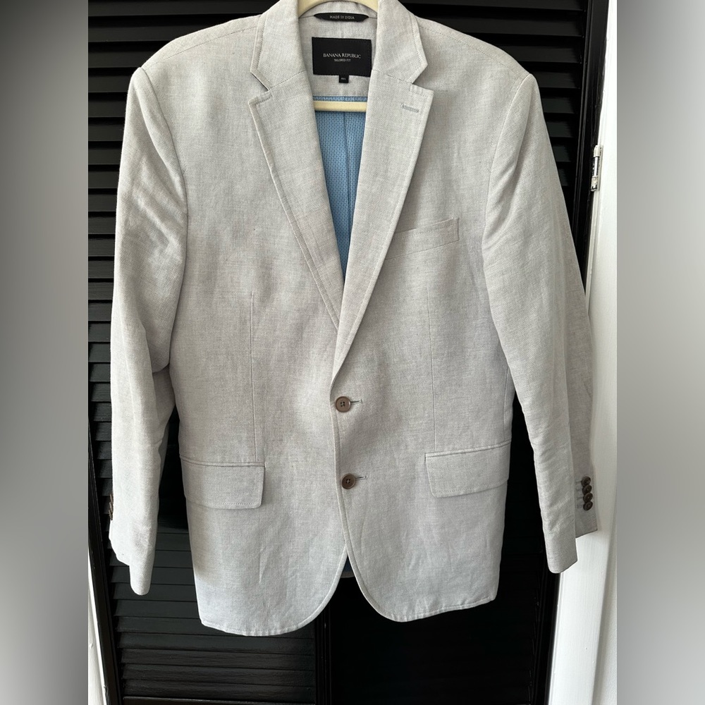 Banana Republic tailored Fit Suit Jacket size 40s
